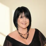 tina yothers net worth​