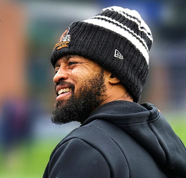 Charles Burks: Rising Star in NFL Defensive Coaching