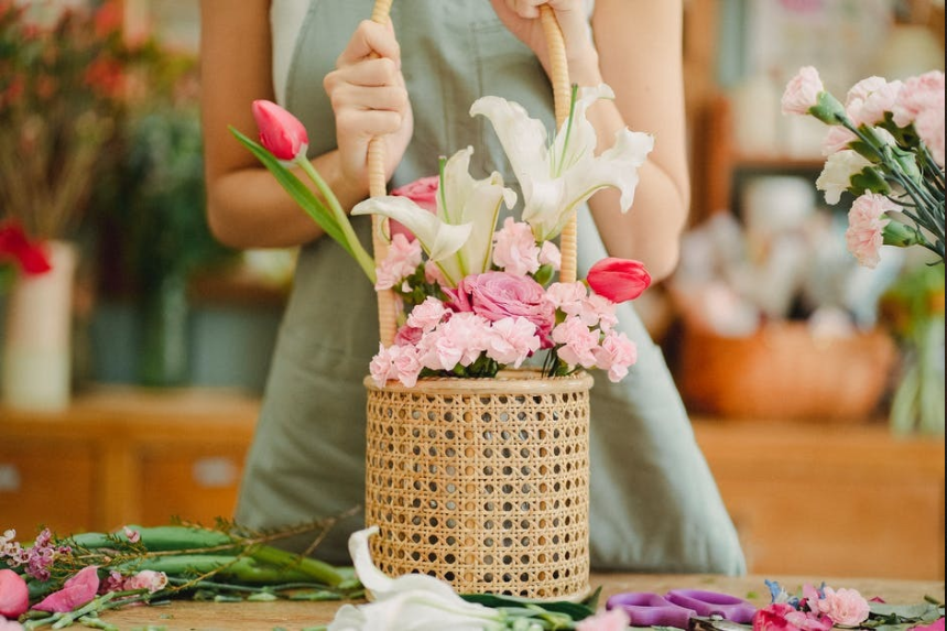 The Lasting Impact of Giving Fresh Flower Bouquets