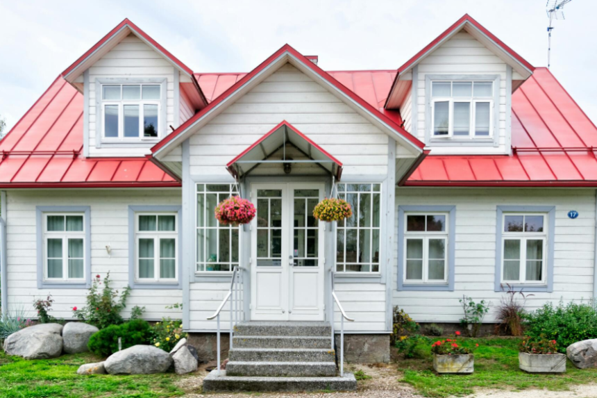 Why Renting a House Can Be Better Than Buying