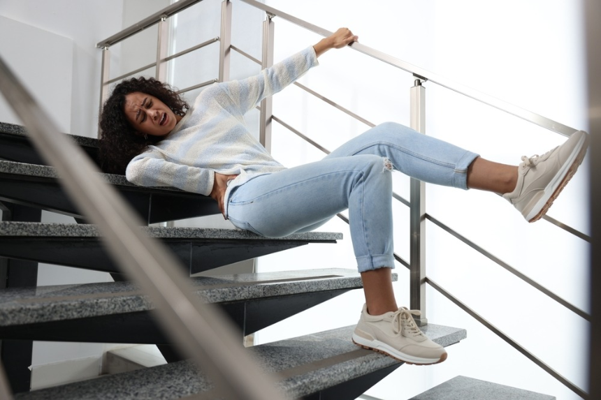 How Late Reports Shape Slip and Fall Cases