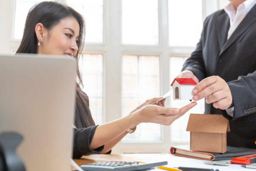how to avoid falling behind on mortgage payments
