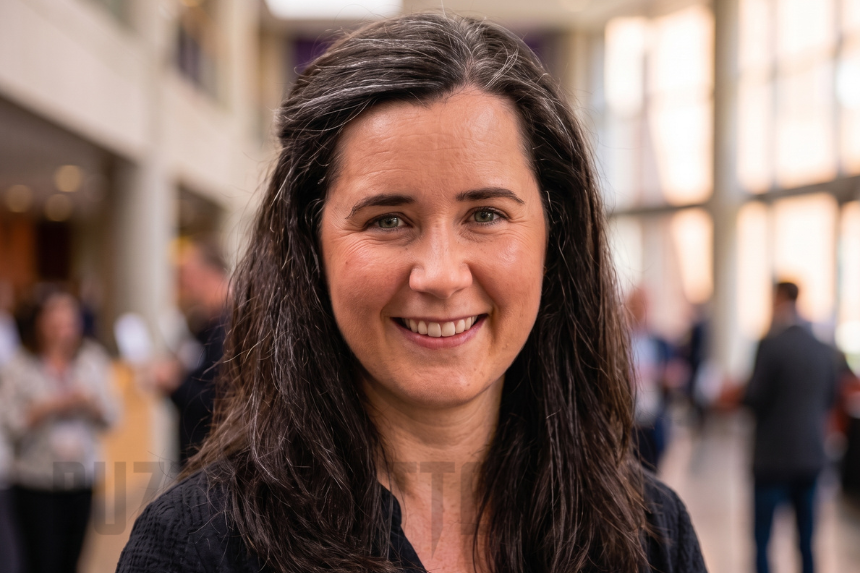 tara tomkins